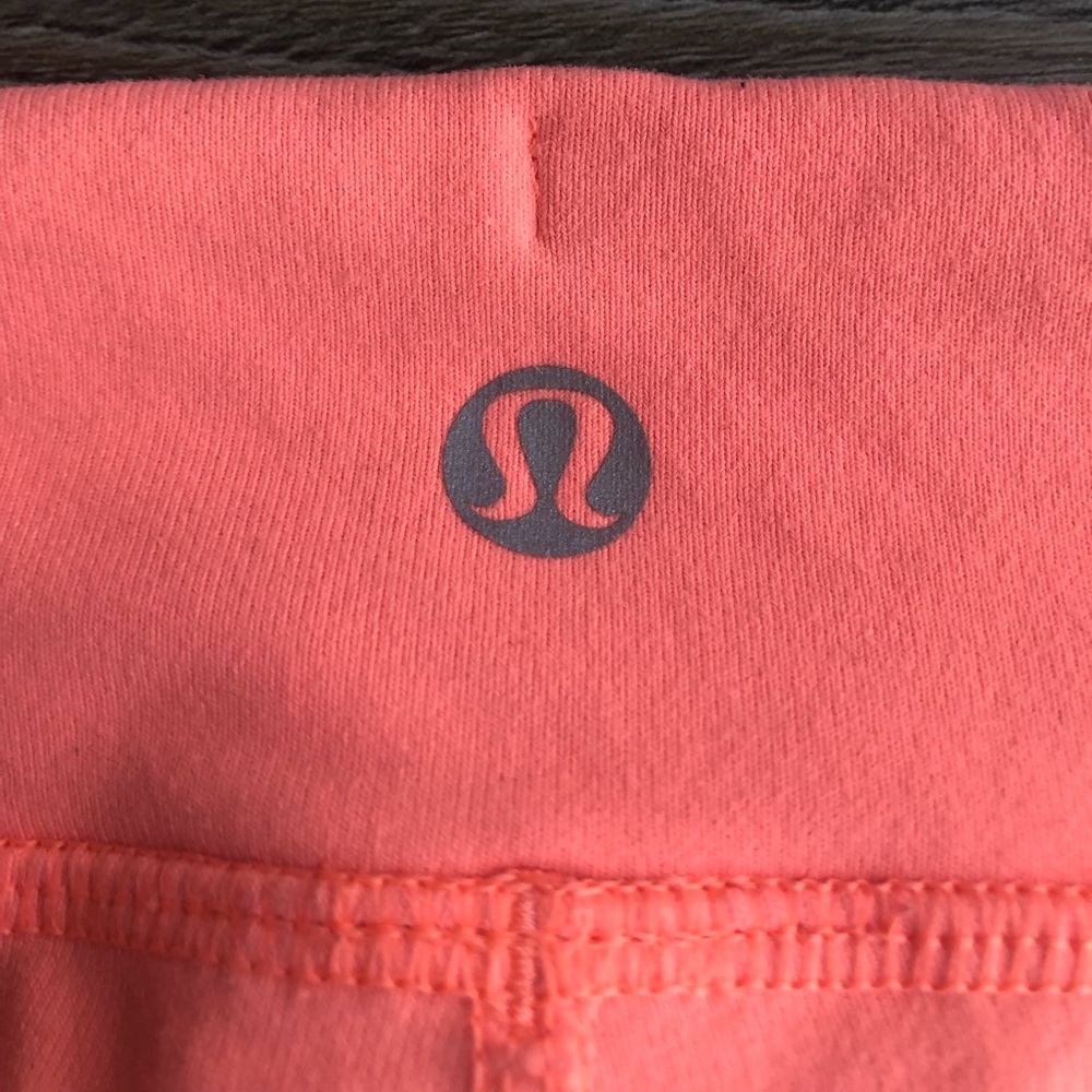 Lululemon Orange Heat It Up Cropped Leggings